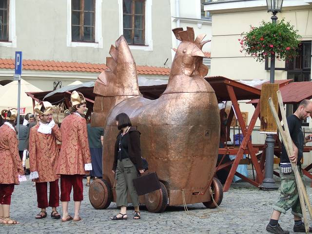 kura, co złote jaja znosi!